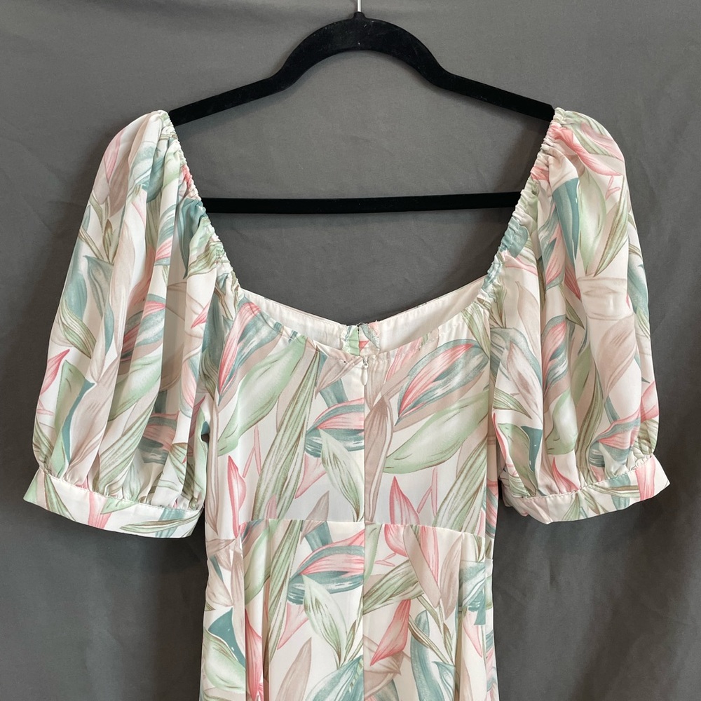 Lulu’s Thriving Moment White Floral Print Puff Sleeve Cutout Midi Dress, Medium - Picture 8 of 16